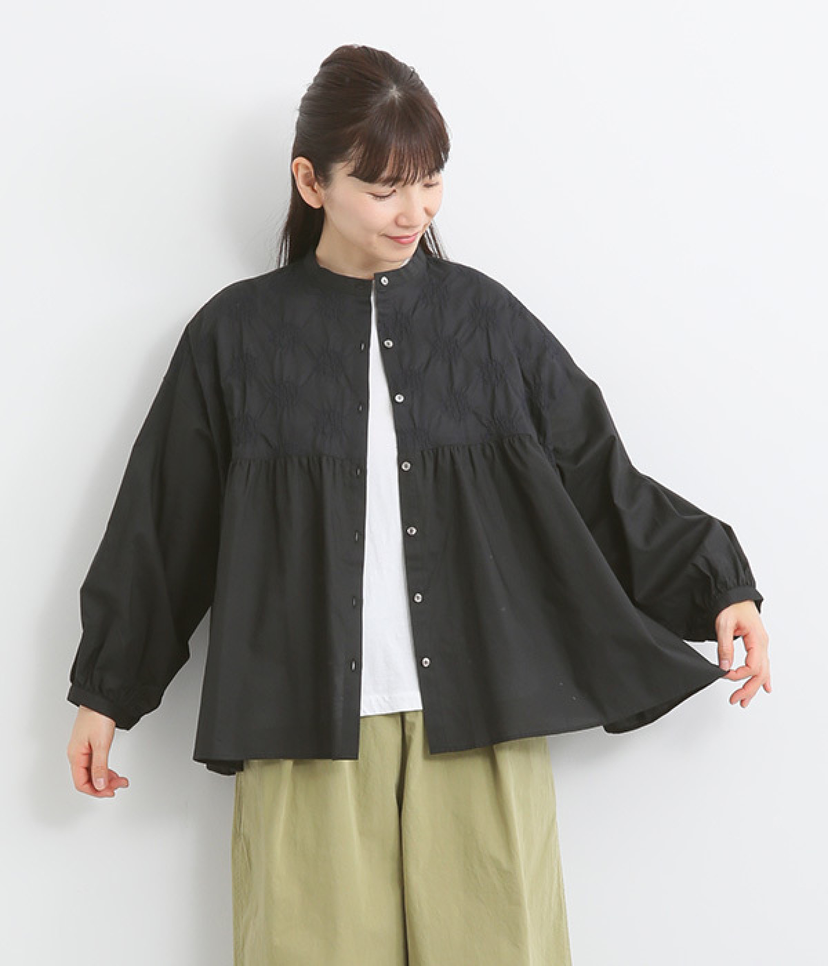 コットン 刺繍切替ギャザーブラウス(ブラック-ONESIZE)
