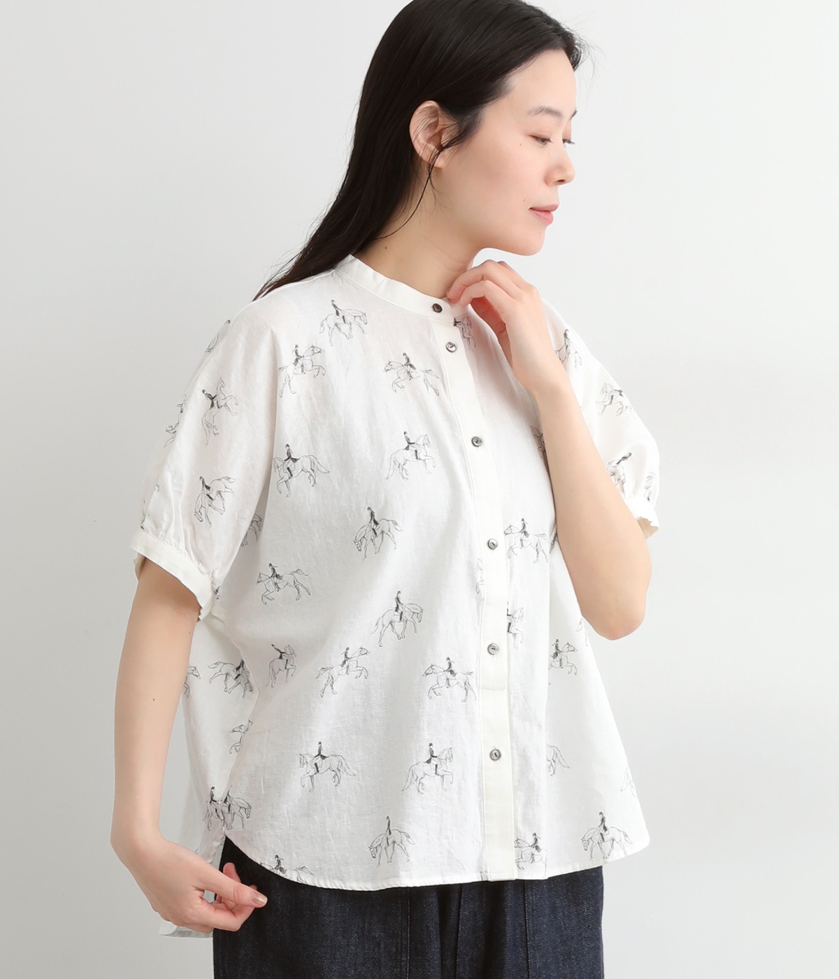 リネンコットン ＨＯＲＳＥ後ろギャザーワイドシャツ(オフホワイト-ONESIZE)