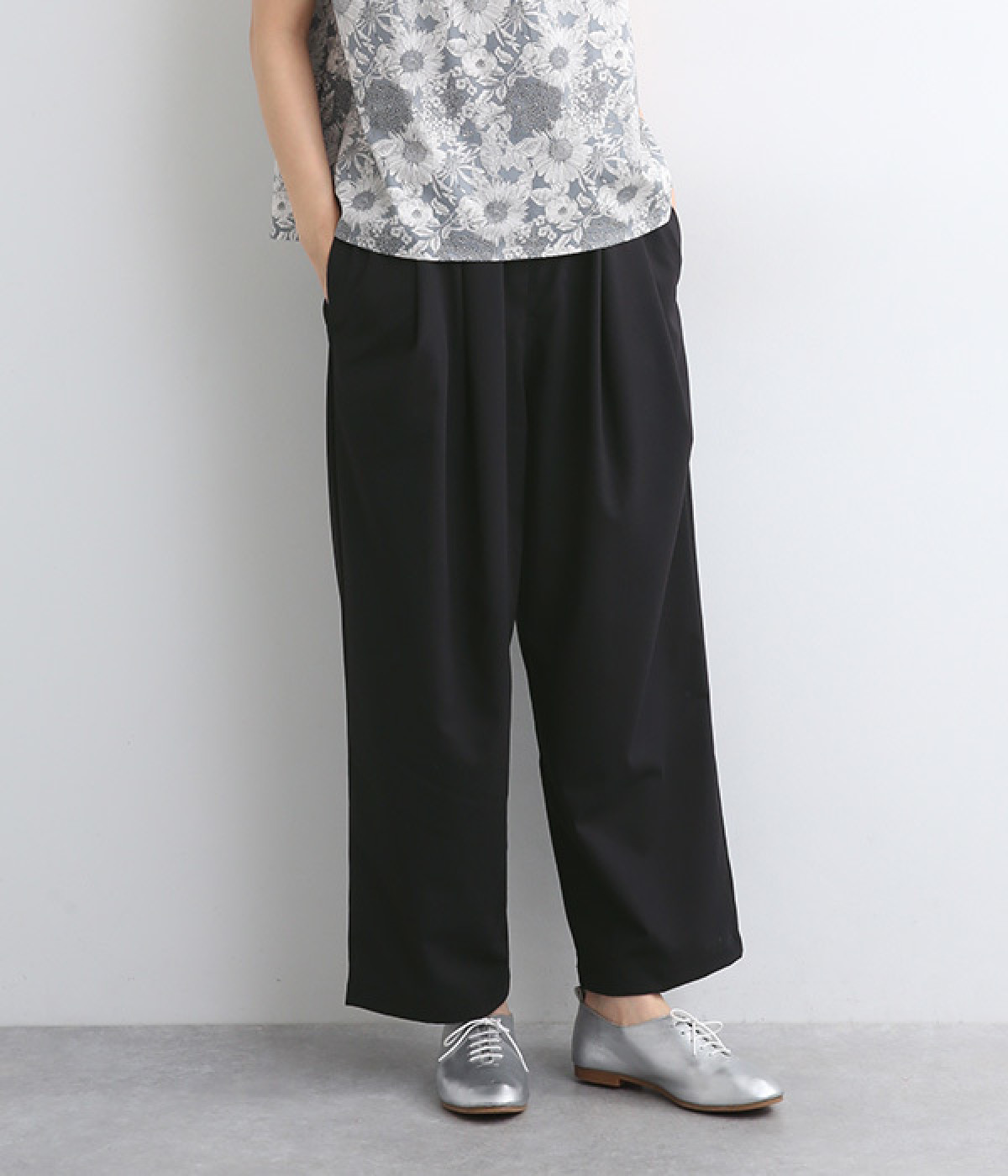 ファインツイルストレッチワイドタックイージーパンツ(ブラック-ONESIZE)