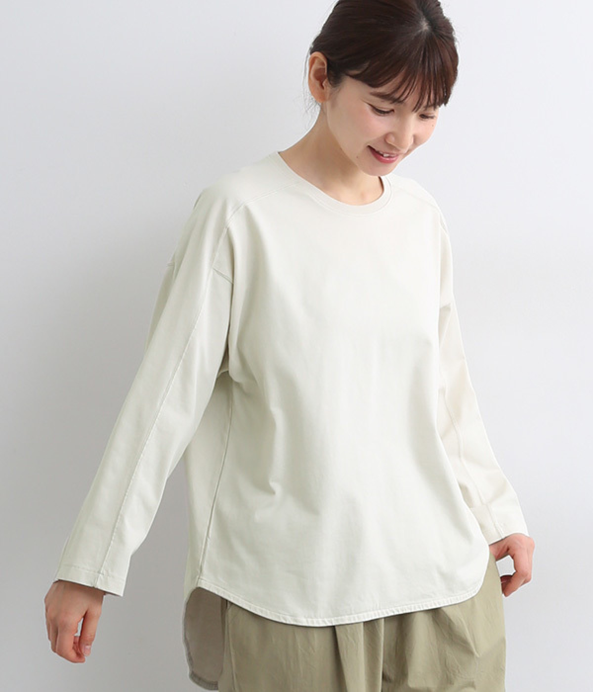 コットンファンクショナル天竺ラウンドヘムプルオーバー(ミスト-ONESIZE)