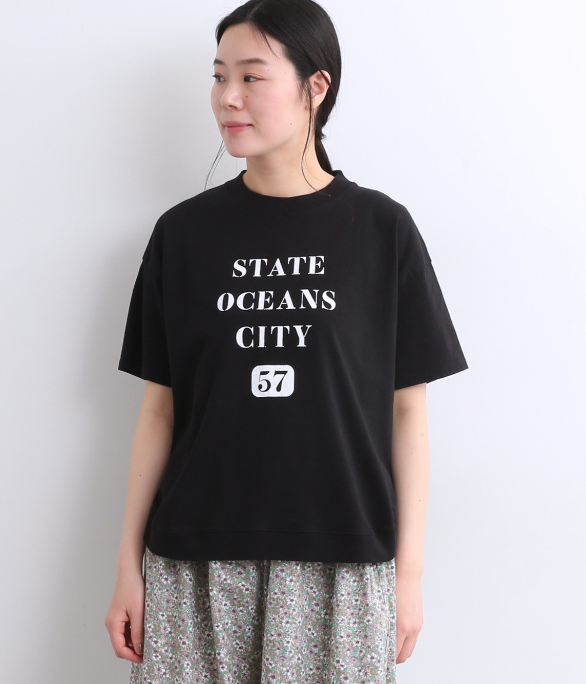 コットンアメリカンドライ天竺ヘムラウンドプリントTシャツ(ブラック-ONESIZE)