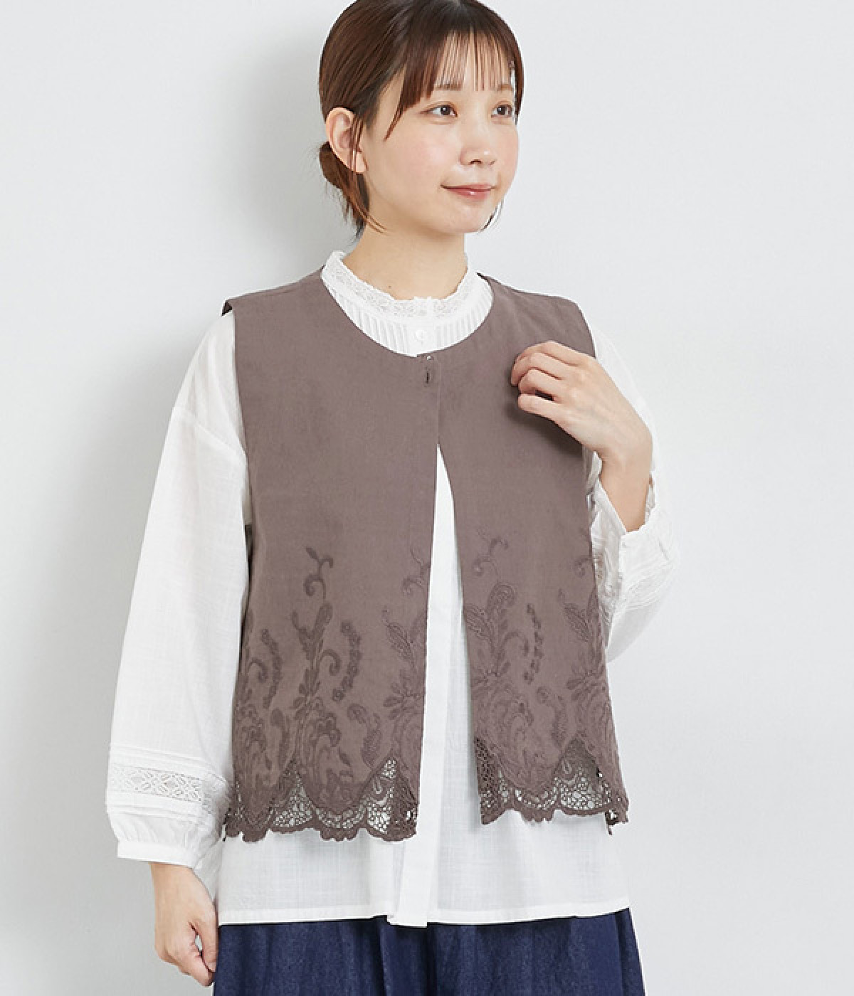 スカラ刺繍ベスト(グレイッシュパープル-ONESIZE)