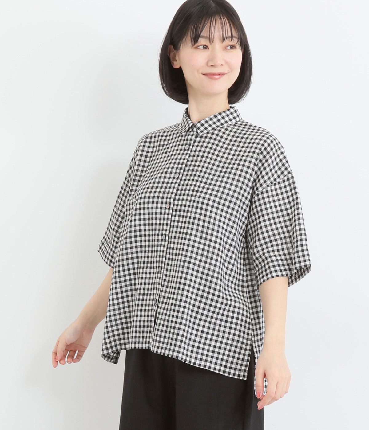 リネンコットンギンガムチェックシャツブラウス(ブラック-ONESIZE)