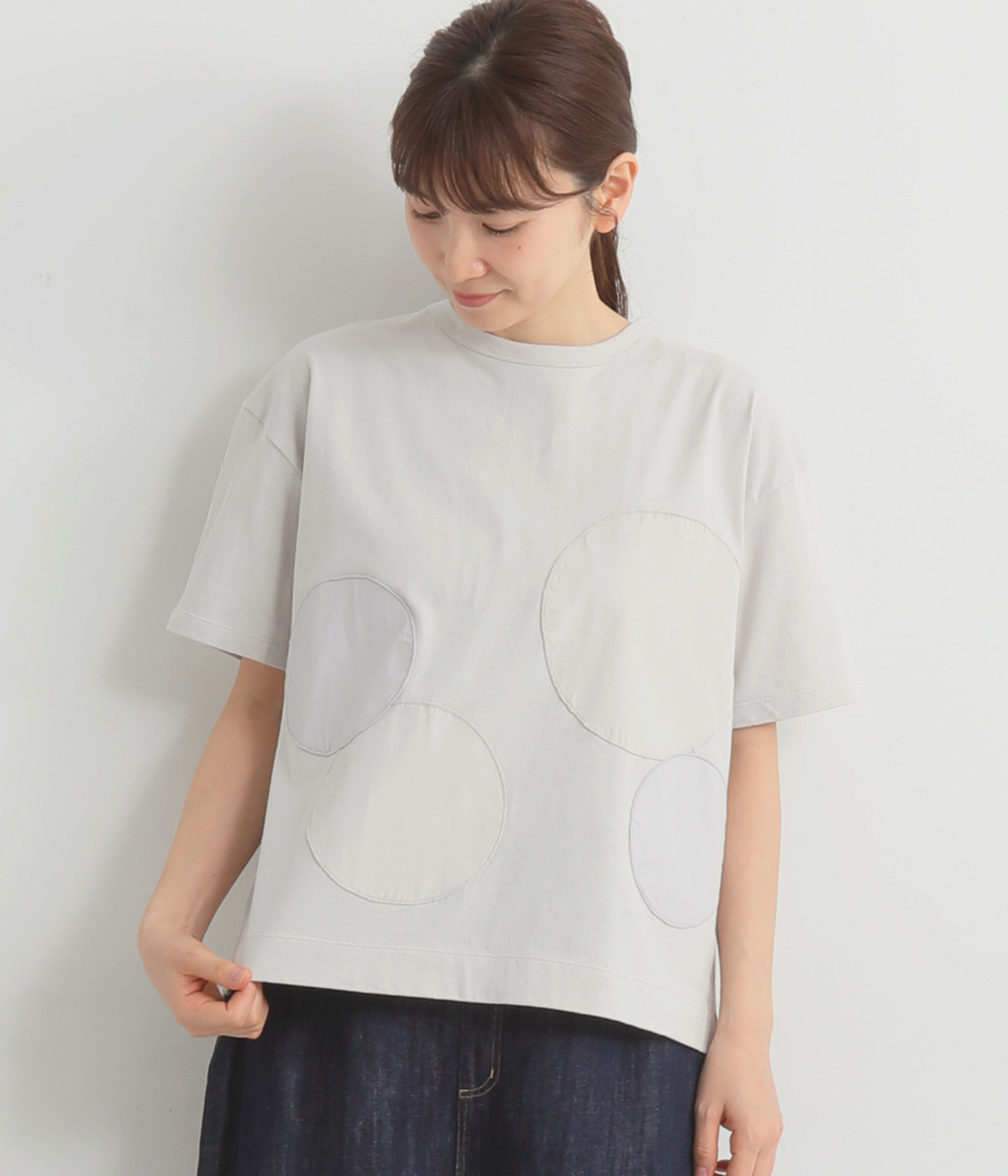 リサイクルコットン天竺サークルアップリケTシャツ(ペールグレー-ONESIZE)