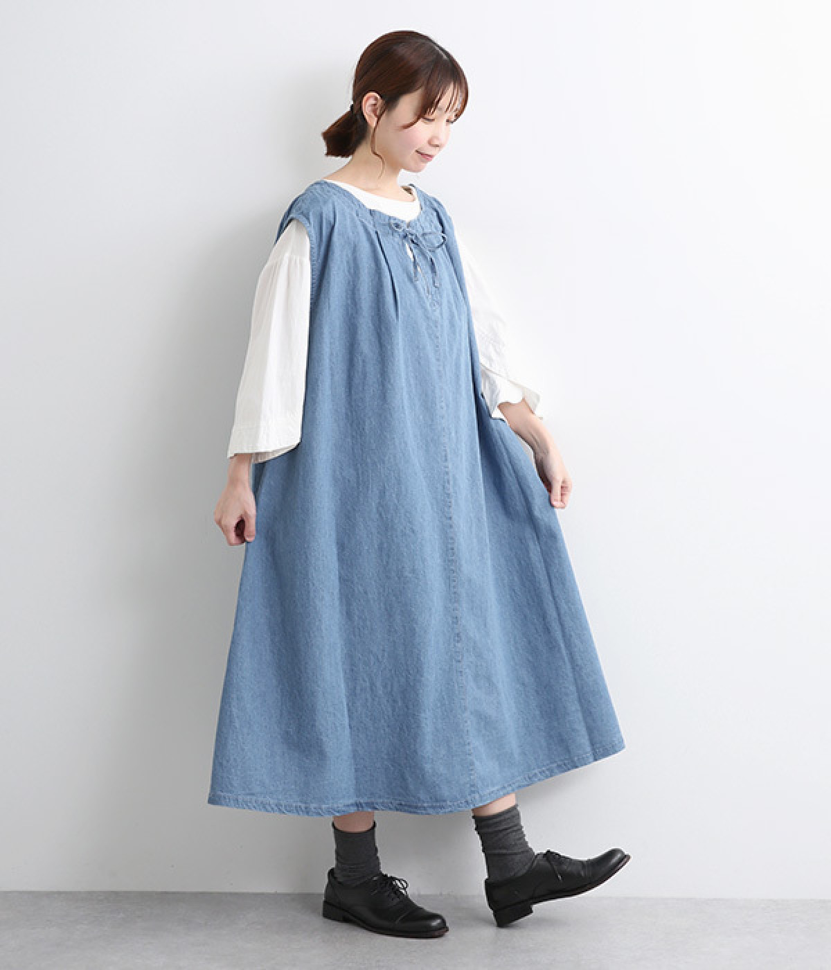 6オンスコットンリネンデニムネックリボンスリーブレス2wayワンピース(ライトインディゴ-ONESIZE)
