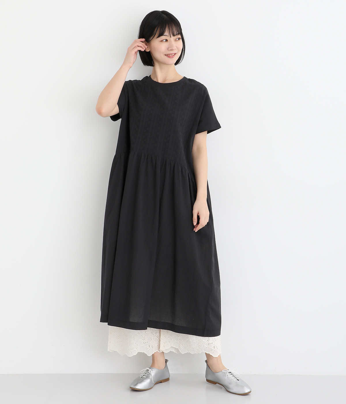 カットソー×布帛刺繍×コットンローン切替ギャザーワンピース(ブラック-ONESIZE)