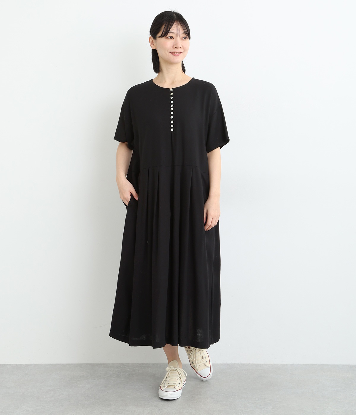 リネンレーヨン多ボタンウエストタックワンピース(ブラック-ONESIZE)