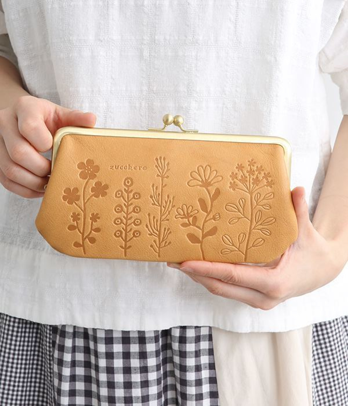 フラワー型押し　がま口長財布(キャメル-ONESIZE)