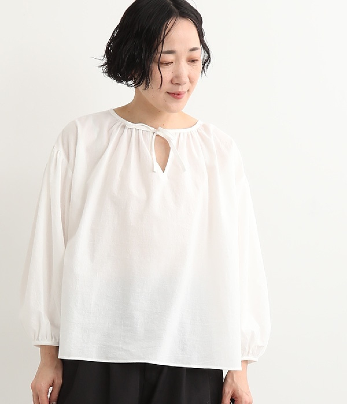 東炊きパイピングリボンブラウス(オフホワイト-ONESIZE)