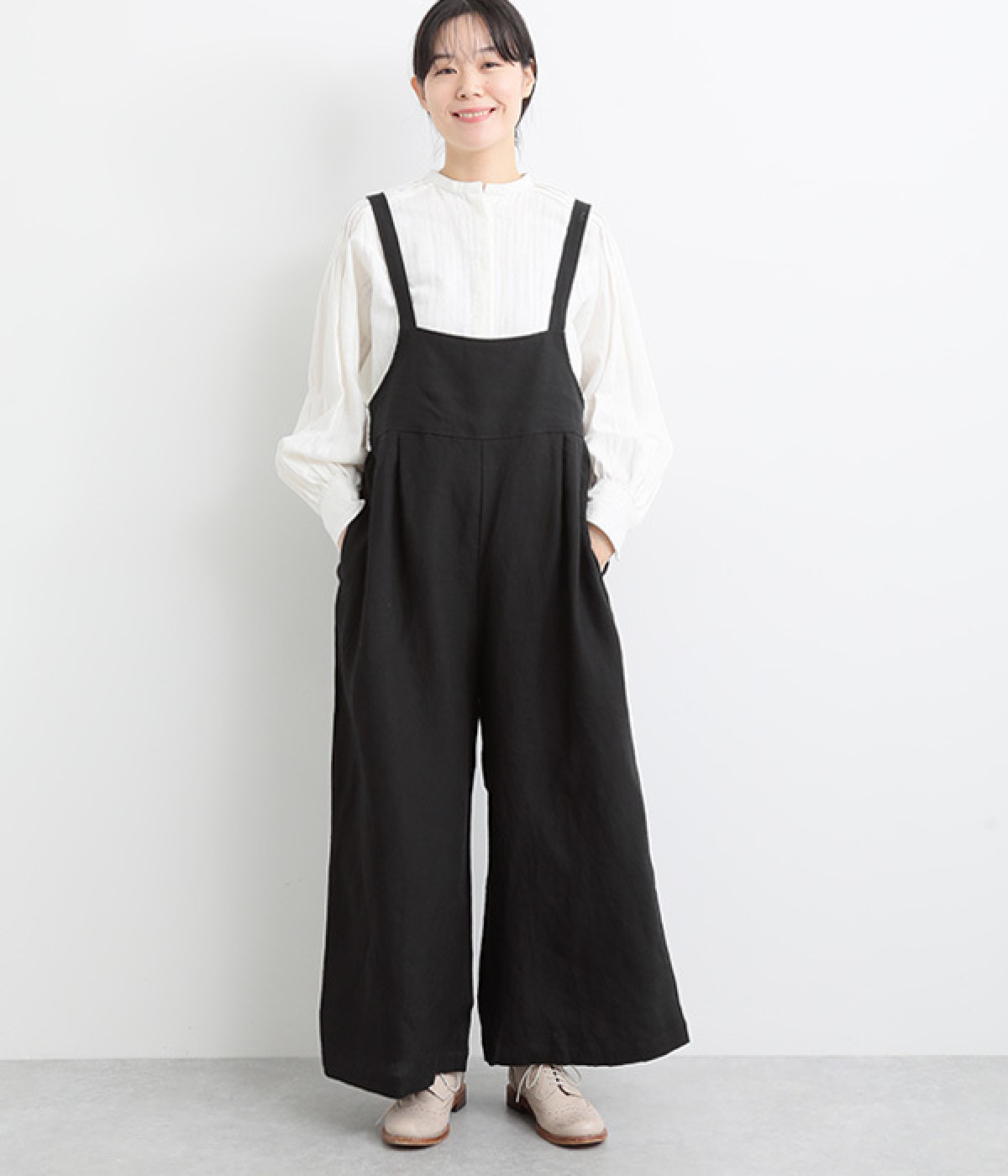 ベルガモリネン胸当て付きサロペット(ブラック-ONESIZE)