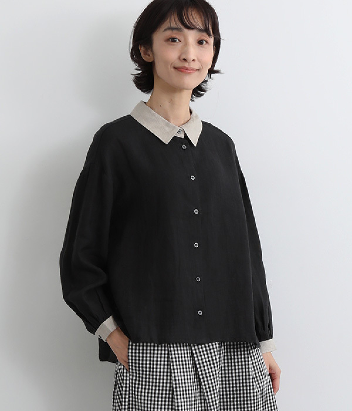 フレンチリネンバイカラーブラウス(ブラックｘオフホワイト-ONESIZE)