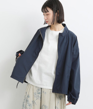 ナイロンブルゾン