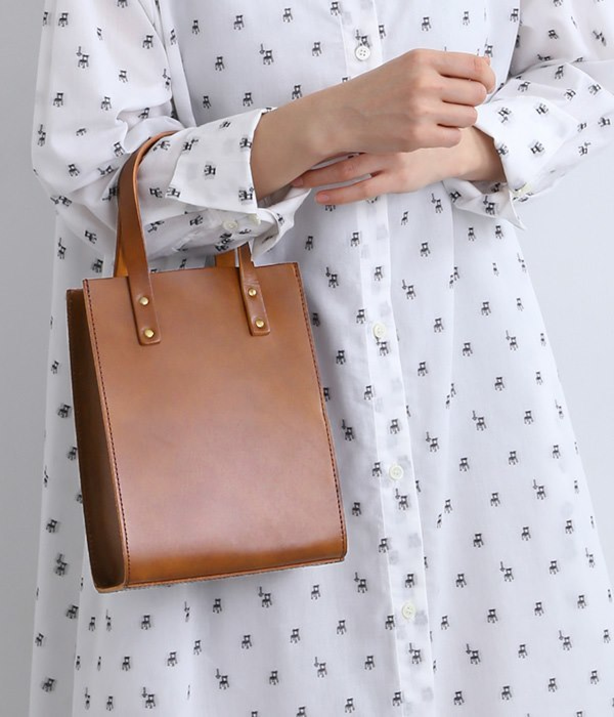 NUME　シカク TOTE　S(チョコ-ONESIZE)