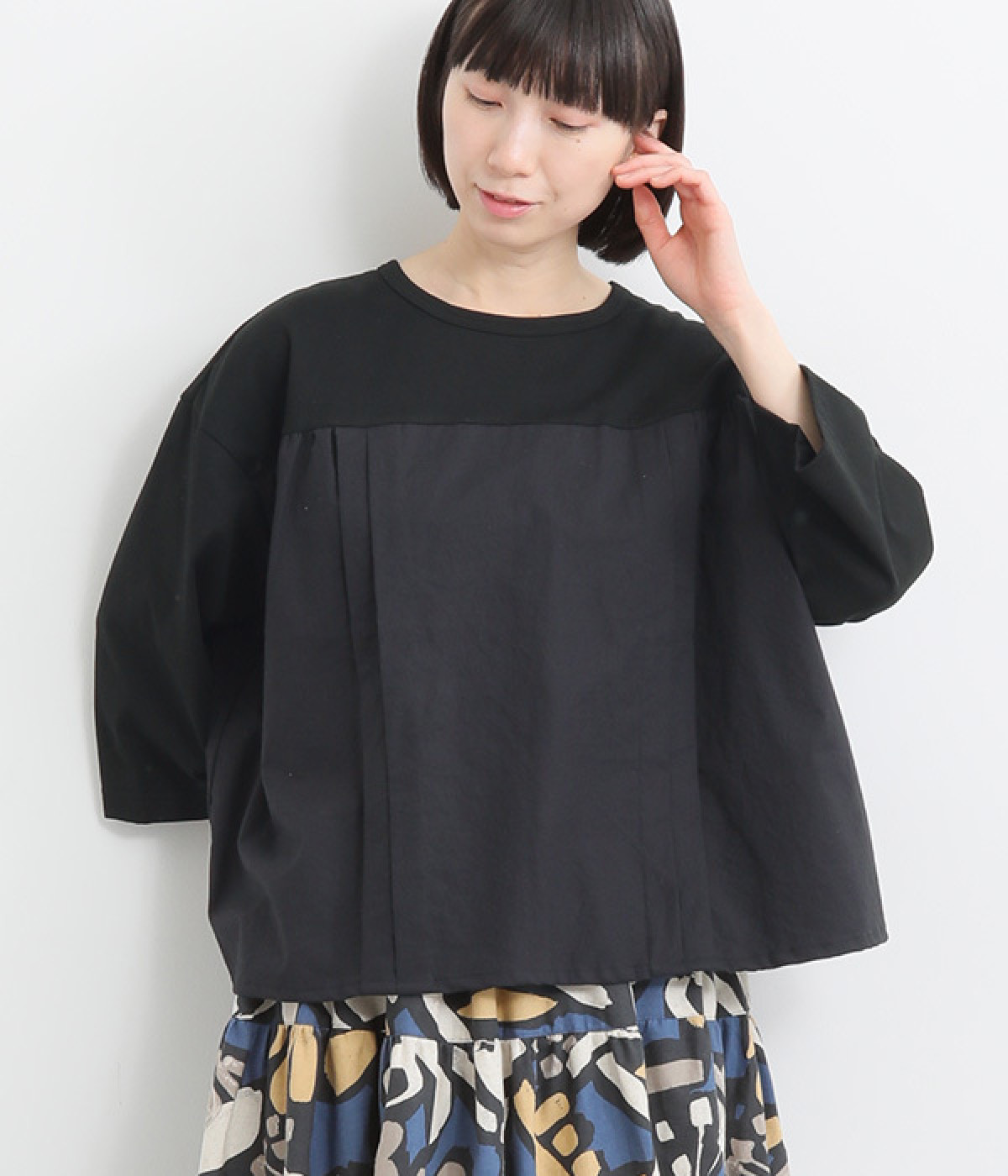 【toujours ensemble】天竺×ヴィンテージポプリン8分袖切替タックプルオーバー(ブラック-ONESIZE)