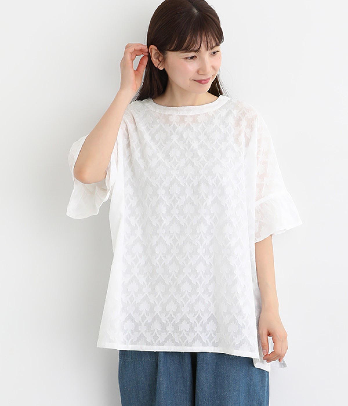 フローラルカットジャカードコットンチュニック(ホワイト-ONESIZE)