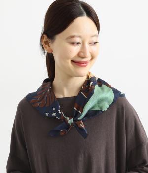アフリカ柄シルクスカーフ