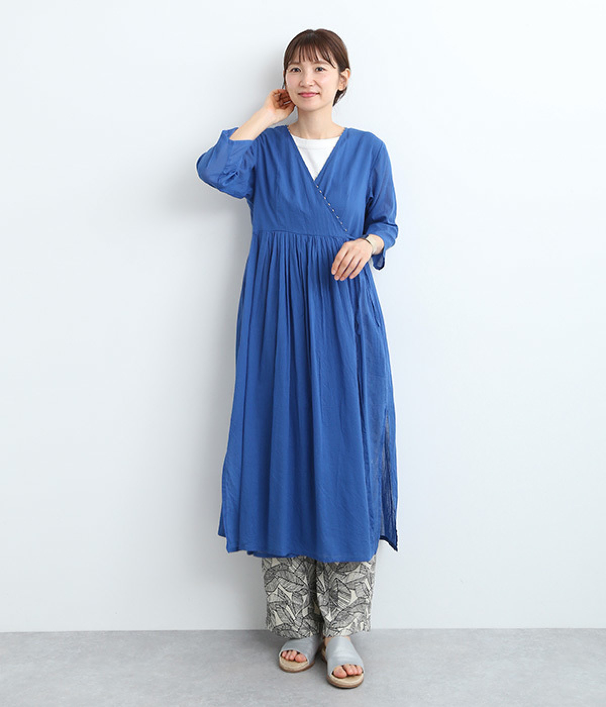ビーズ付きカシュクールワンピース(ブルー-ONESIZE)