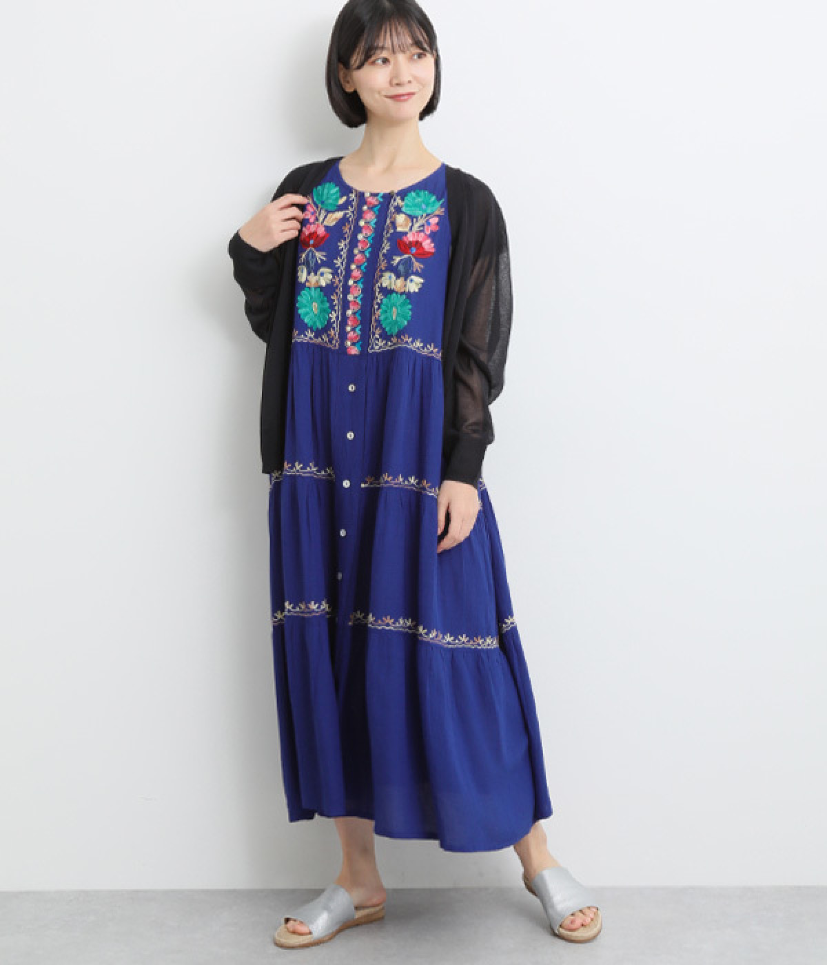 アリ刺繍ティアードワンピース(ブルー-ONESIZE)