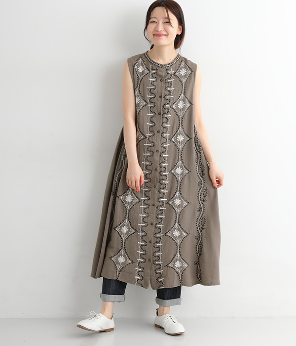 チェーン刺繍ノースリーブブラウス(グレー-ONESIZE)
