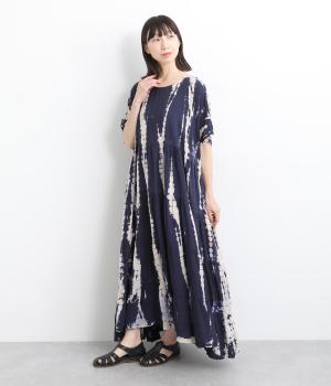 レーヨンタイダイティアードワンピース(ブルー-ONESIZE)