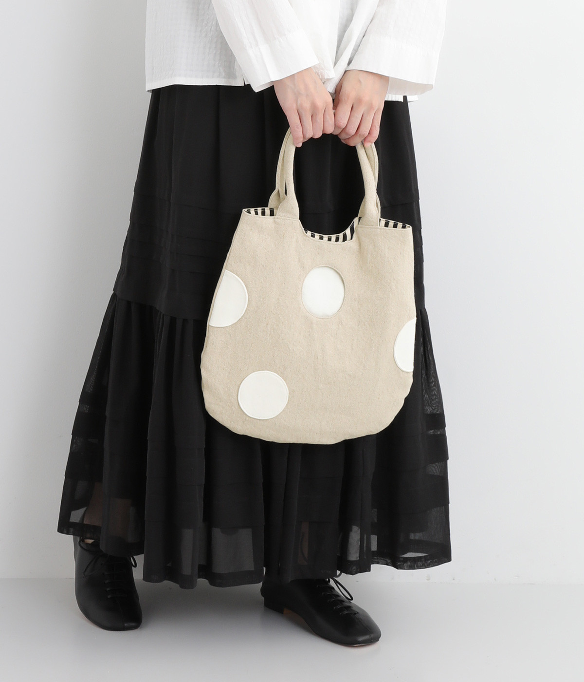 Random dots flat バッグ(ベージュ×ホワイト-ONESIZE)