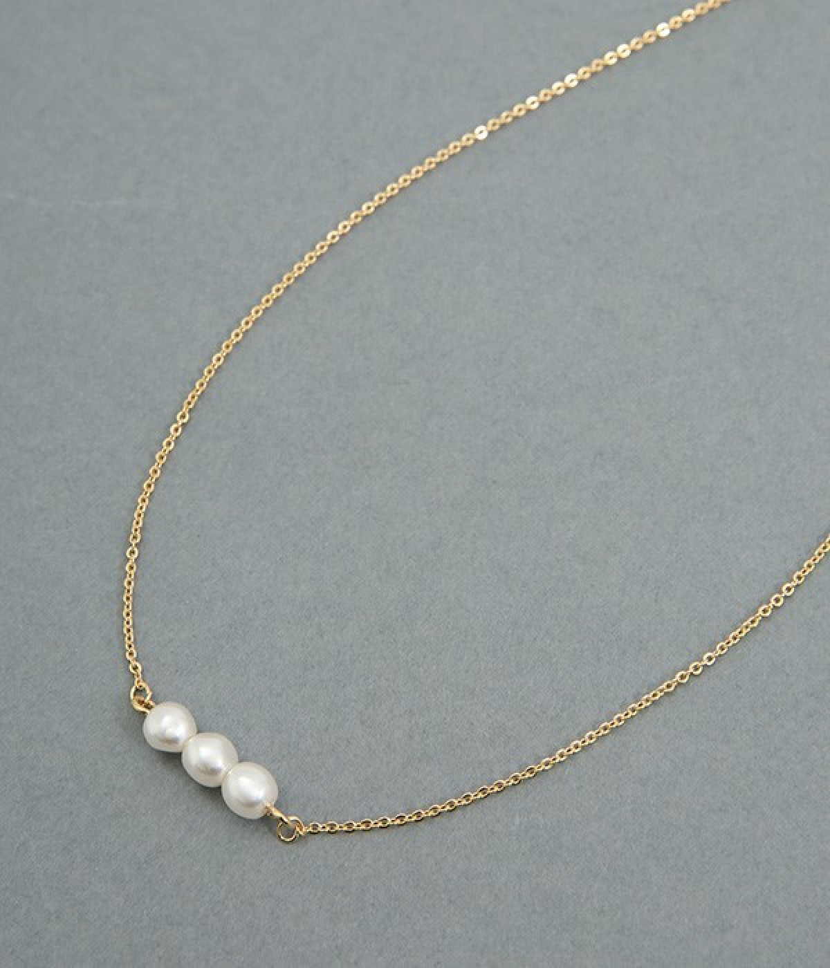 three　pearl　ネックレス(ゴールド-ONESIZE)