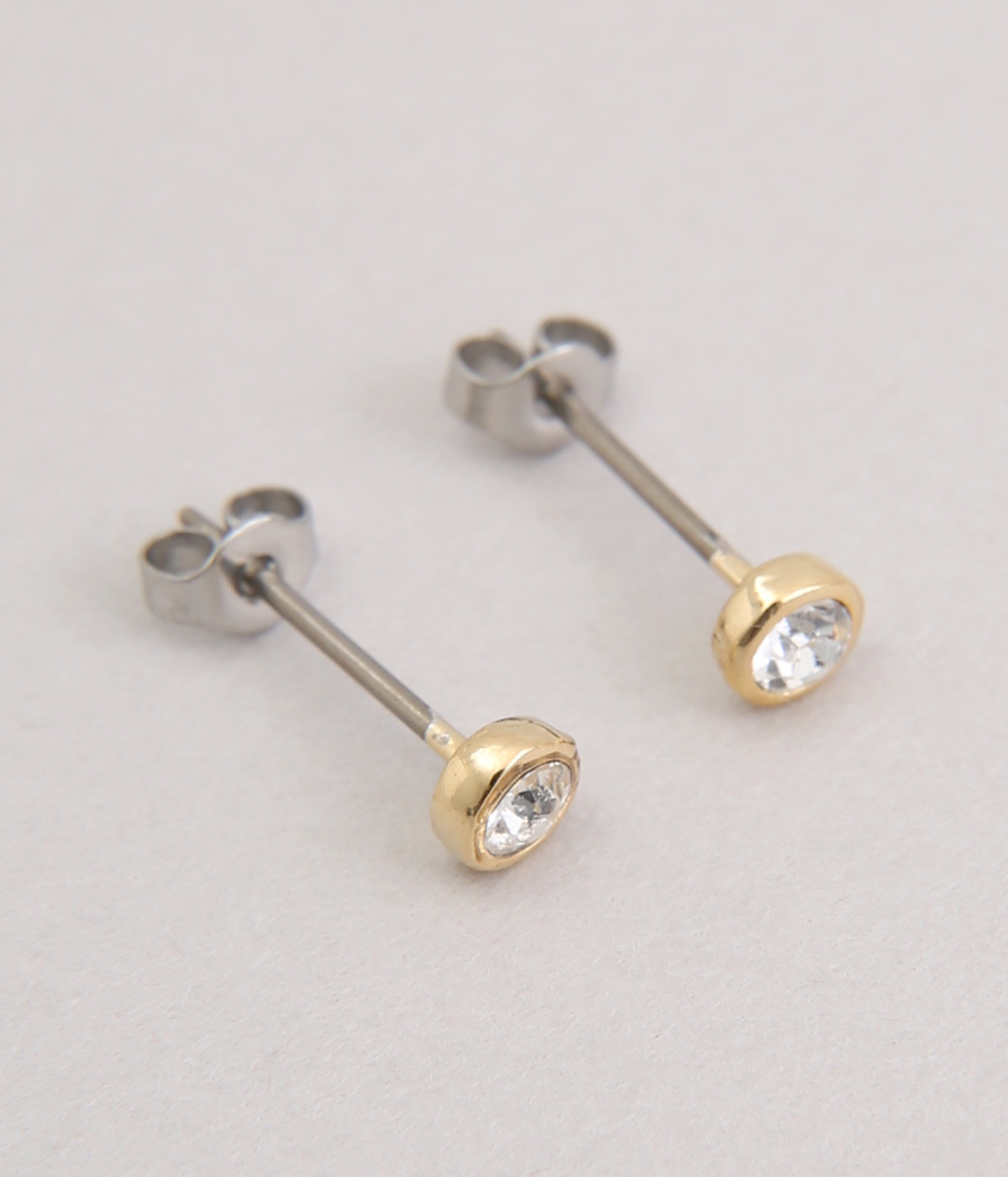 sparkly small circle　ピアス(ゴールド-ONESIZE)