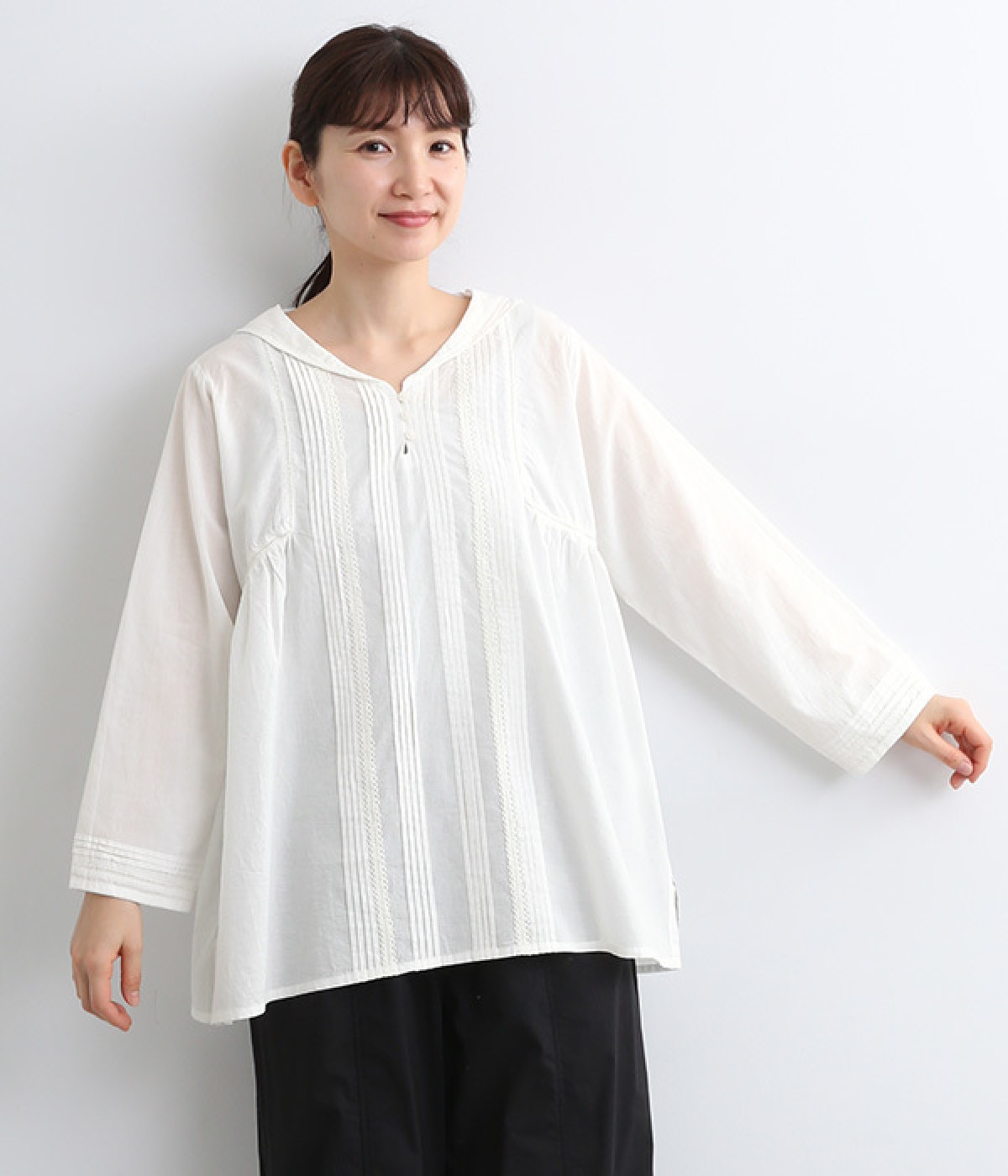 コットン＆レースワンウォッシュセーラーカラーブラウス(オフホワイト-ONESIZE)