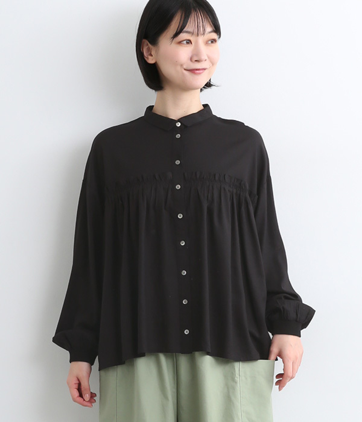レーヨンリネンワンウォッシュダイ袖リブタックギャザーブラウス(ブラック-ONESIZE)
