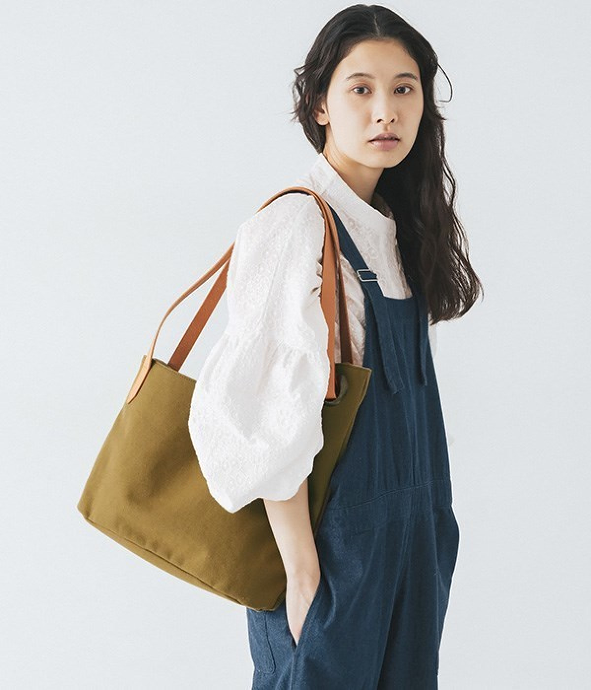 アシンメトリートートバッグ(オリーブ-ONESIZE)