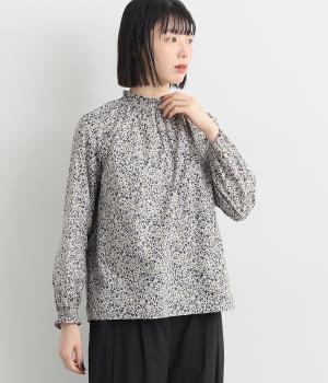 コットンローン木の実シャーリングプルオーバーブラウス(ブルー系-ONESIZE)